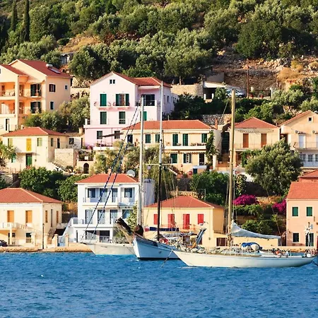 فيلة Neritos House *